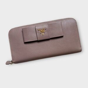 AUTHENTIC Prada Saffiano Fiocco Bow Zip Around Wallet in Cammeo (Beige)